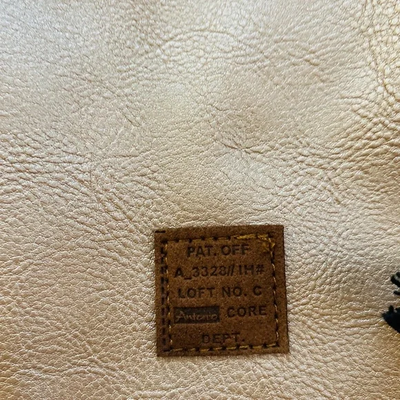 ANTONIO CORE DEPT Rose Gold Metallic Scrunch Backpack - Picture 4 of 7